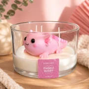 Puddle Buddy Axolotl Duftkerze mit rosa Axolotl aus Wachs im Glas